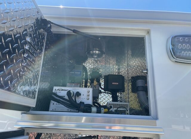 2017 Ford E450 Super Duty AEV Type III Ambulance – ONLY 35K MILES full