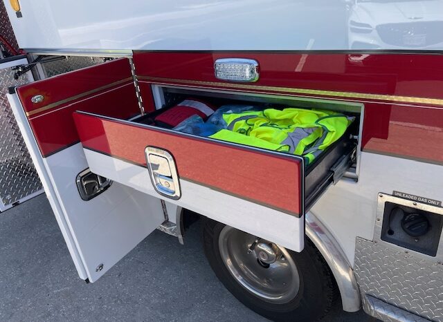 ? 2016 Ford E450 Super Duty AEV Type III Ambulance – ONLY 31K MILES full