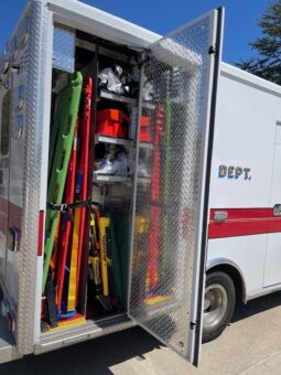 ? 2016 Ford E450 Super Duty AEV Type III Ambulance – ONLY 31K MILES full