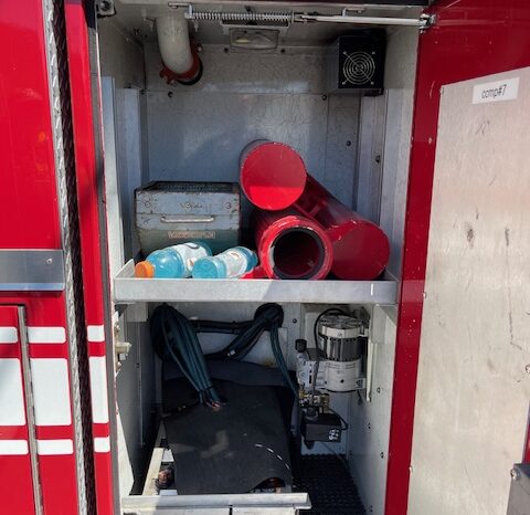 1999 Mack KME Renegade Tanker Pumper 3500/500 full