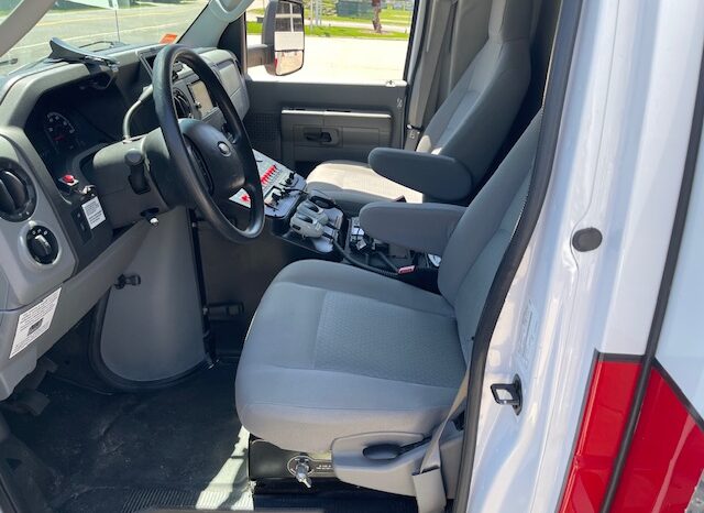 ? 2016 Ford E450 Super Duty AEV Type III Ambulance – ONLY 31K MILES full