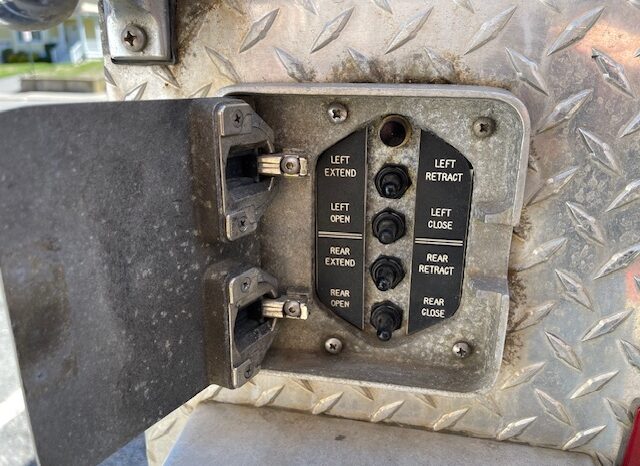 1999 Mack KME Renegade Tanker Pumper 3500/500 full