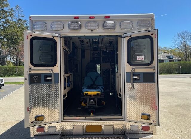 2017 Ford E450 Super Duty AEV Type III Ambulance – ONLY 35K MILES full