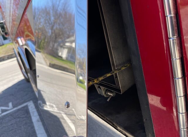 1999 Mack KME Renegade Tanker Pumper 3500/500 full