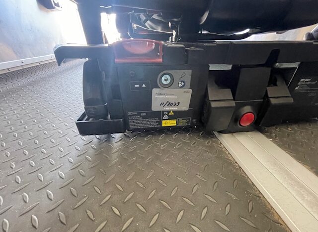 ? 2016 Ford E450 Super Duty AEV Type III Ambulance – ONLY 31K MILES full