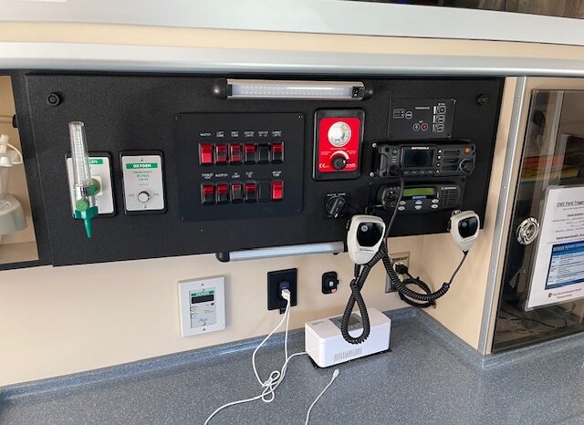 2017 Ford E450 Super Duty AEV Type III Ambulance – ONLY 35K MILES full