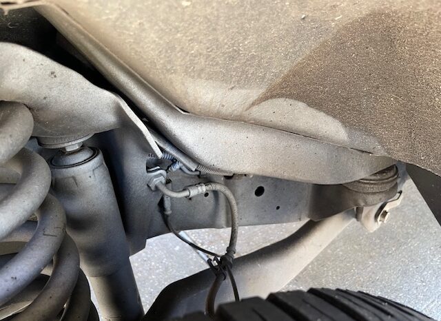 ? 2016 Ford E450 Super Duty AEV Type III Ambulance – ONLY 31K MILES full