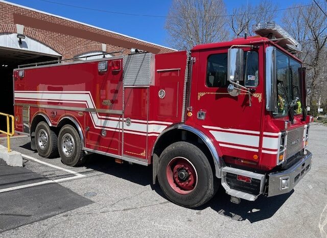 1999 Mack KME Renegade Tanker Pumper 3500/500 full