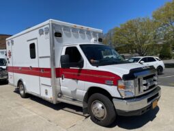 ? 2016 Ford E450 Super Duty AEV Type III Ambulance – ONLY 31K MILES full