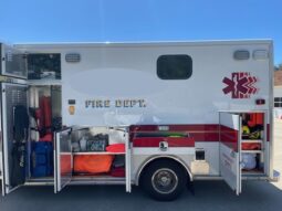 ? 2016 Ford E450 Super Duty AEV Type III Ambulance – ONLY 31K MILES full