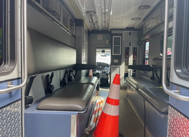 FOR SALE: 1999 FORD E450 SUPER DUTY WHEELED COACH FIRE POLICE AMBULANCE full