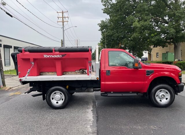 FOR SALE: 2008 Ford F-250 XL 4×4 Spreader Plow Truck – Only 14k Miles! full