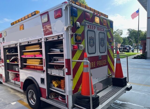 FOR SALE: 1999 FORD E450 SUPER DUTY WHEELED COACH FIRE POLICE AMBULANCE full