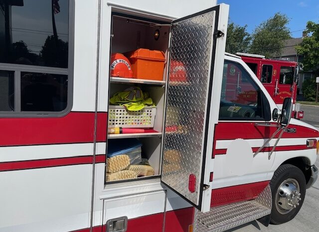 FOR SALE: 1999 FORD E450 SUPER DUTY WHEELED COACH FIRE POLICE AMBULANCE full