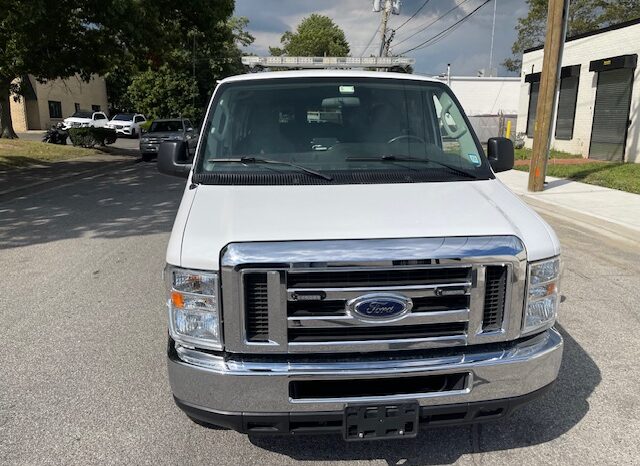 FOR SALE: 2009 Ford E-350 Super Duty XLT Extended – 15 Passenger Van 31k Miles  full