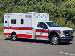 2025 Ford F-550 Super Duty XLT 4×4 Lifeline Type 1 SIV Remount Ambulance  full