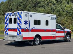 2025 Ford F-550 Super Duty XLT 4×4 Lifeline Type 1 SIV Remount Ambulance  full