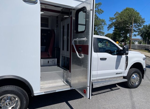 2024 FORD F-350 SUPER DUTY XLT 4×4 AEV TYPE 1 ETA REMOUNT AMBULANCE full