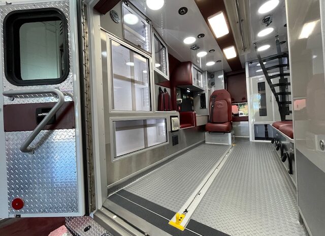 2024 FORD F-350 SUPER DUTY XLT 4×4 AEV TYPE 1 ETA REMOUNT AMBULANCE full