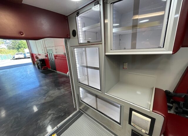 2024 FORD F-350 SUPER DUTY XLT 4×4 AEV TYPE 1 ETA REMOUNT AMBULANCE full