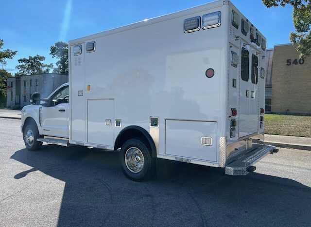 2024 FORD F-350 SUPER DUTY XLT 4×4 AEV TYPE 1 ETA REMOUNT AMBULANCE full