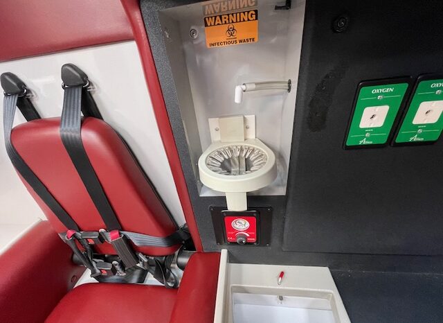 2024 FORD F-350 SUPER DUTY XLT 4×4 AEV TYPE 1 ETA REMOUNT AMBULANCE full