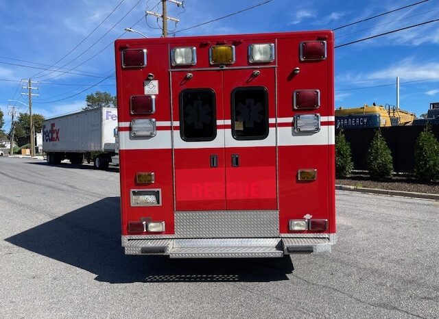 2003 International 4300 / DT466 – PL Custom Medium Duty Ambulance full