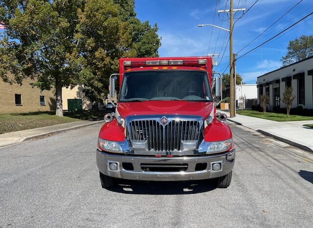 2003 International 4300 / DT466 – PL Custom Medium Duty Ambulance full