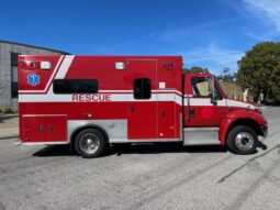 2003 International 4300 / DT466 – PL Custom Medium Duty Ambulance full