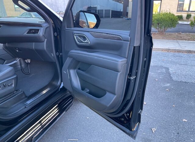 2024 Chevy Suburban LT 4×4 – Command / District / Official Vehicle full