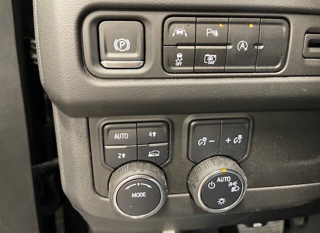 2024 Chevy Suburban LT 4×4 – Command / District / Official Vehicle full