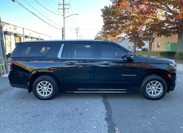 2024 Chevy Suburban LT 4×4 – Command / District / Official Vehicle full