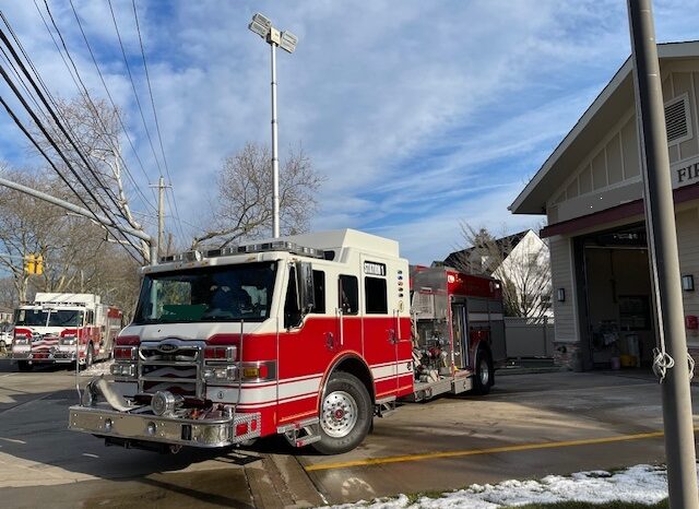 2010 Pierce Velocity Rescue Pumper | 750 / 2,000 GPM | 21K Miles  full