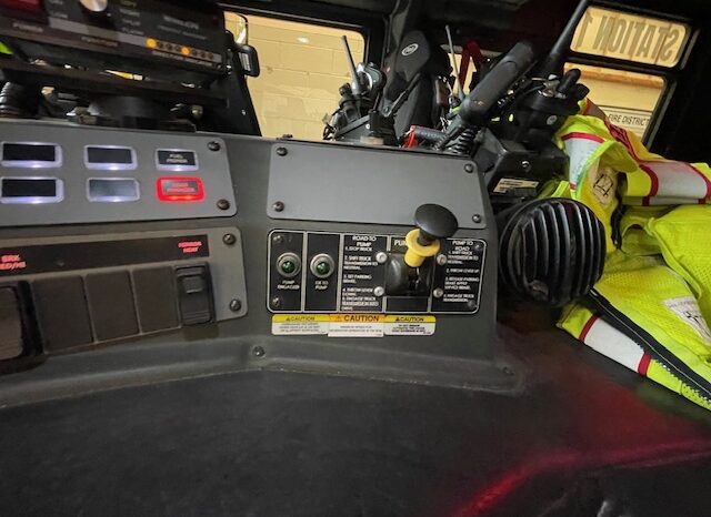 2010 Pierce Velocity Rescue Pumper | 750 / 2,000 GPM | 21K Miles  full
