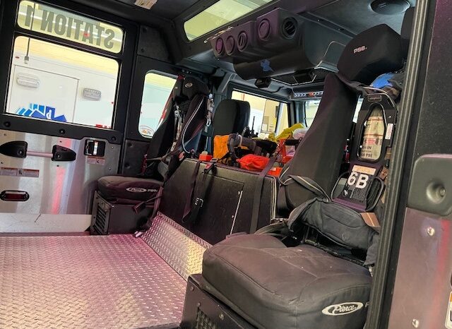 2010 Pierce Velocity Rescue Pumper | 750 / 2,000 GPM | 21K Miles  full