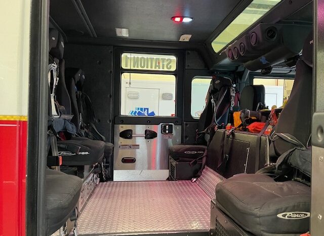 2010 Pierce Velocity Rescue Pumper | 750 / 2,000 GPM | 21K Miles  full