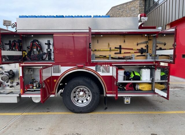  2007 PIERCE DASH COMMERCIAL 4-DOOR PUMPER  1,500 GPM Waterous Pump | 750 Gallon Tank | Detroit Series 60 | ONLY 32K Miles  full
