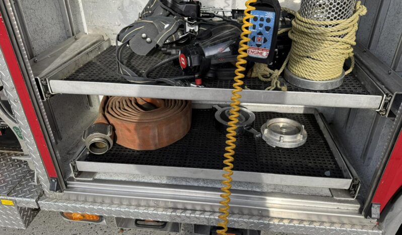 2007 KME Predator Rescue Pumper |  Hale 2,000 GPM Pump | 1,000 Gallon Tank | Cummins 525 HP | Low Miles full