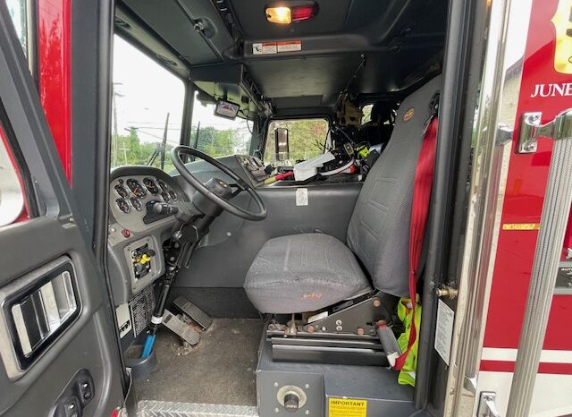 2007 KME Predator Rescue Pumper |  Hale 2,000 GPM Pump | 1,000 Gallon Tank | Cummins 525 HP | Low Miles full