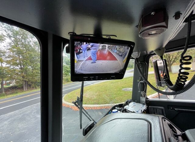 2007 KME Predator Rescue Pumper |  Hale 2,000 GPM Pump | 1,000 Gallon Tank | Cummins 525 HP | Low Miles full