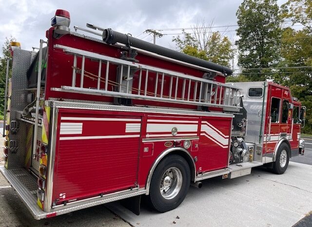 2007 KME Predator Rescue Pumper |  Hale 2,000 GPM Pump | 1,000 Gallon Tank | Cummins 525 HP | Low Miles full