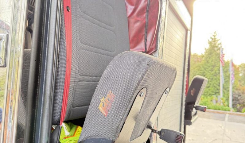 2007 KME Predator Rescue Pumper |  Hale 2,000 GPM Pump | 1,000 Gallon Tank | Cummins 525 HP | Low Miles full