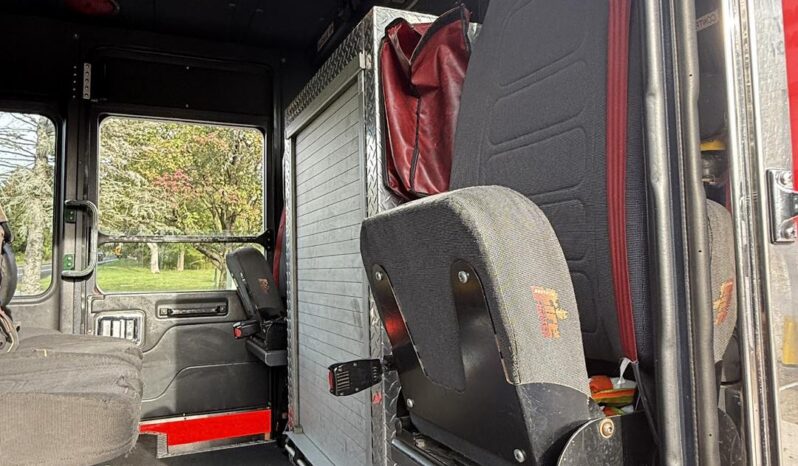 2007 KME Predator Rescue Pumper |  Hale 2,000 GPM Pump | 1,000 Gallon Tank | Cummins 525 HP | Low Miles full