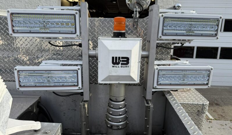 2007 KME Predator Rescue Pumper |  Hale 2,000 GPM Pump | 1,000 Gallon Tank | Cummins 525 HP | Low Miles full