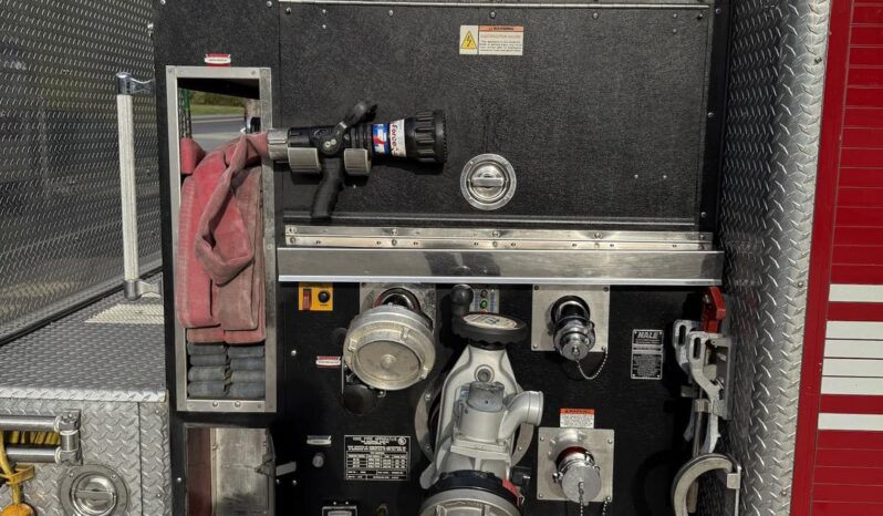 2007 KME Predator Rescue Pumper |  Hale 2,000 GPM Pump | 1,000 Gallon Tank | Cummins 525 HP | Low Miles full