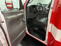 2008 Ford E-450 Super Duty XLT Aerotech Luxury Rehab / Crew Transport Bus  full