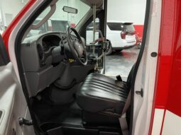 2008 Ford E-450 Super Duty XLT Aerotech Luxury Rehab / Crew Transport Bus  full