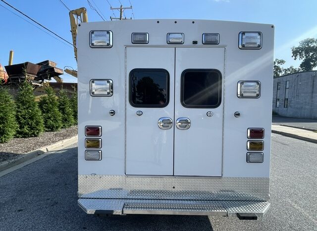 2026 E450 Type III Super Duty Braun Certified SIV Remount Ambulance full
