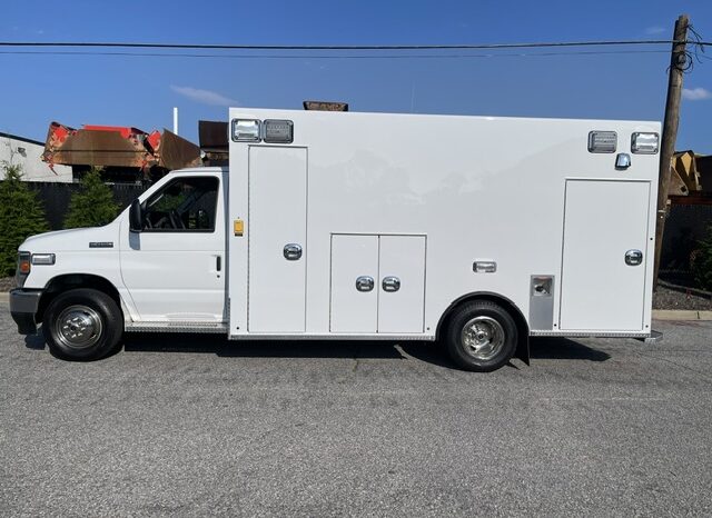 2026 E450 Type III Super Duty Braun Certified SIV Remount Ambulance full