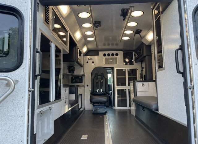 2026 E450 Type III Super Duty Braun Certified SIV Remount Ambulance full
